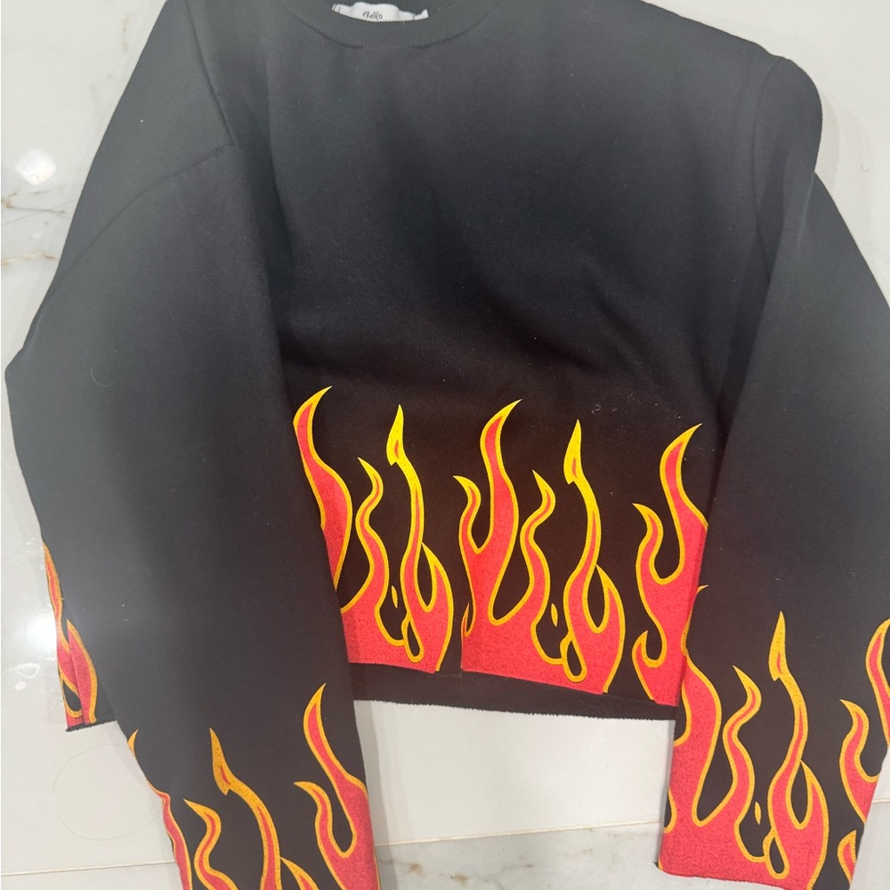 Black Flame Crop Sweatshirt 🔥 Y2K Streetwear Top Size Small